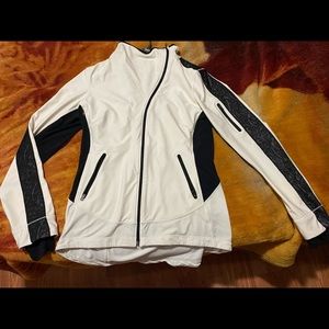 Lululemon jacket size 10